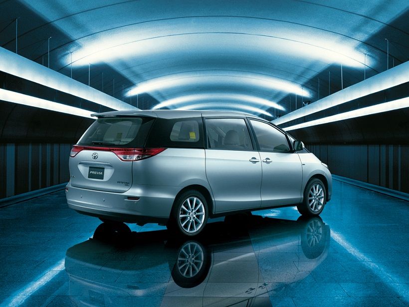 Toyota Previa Image Listing 9