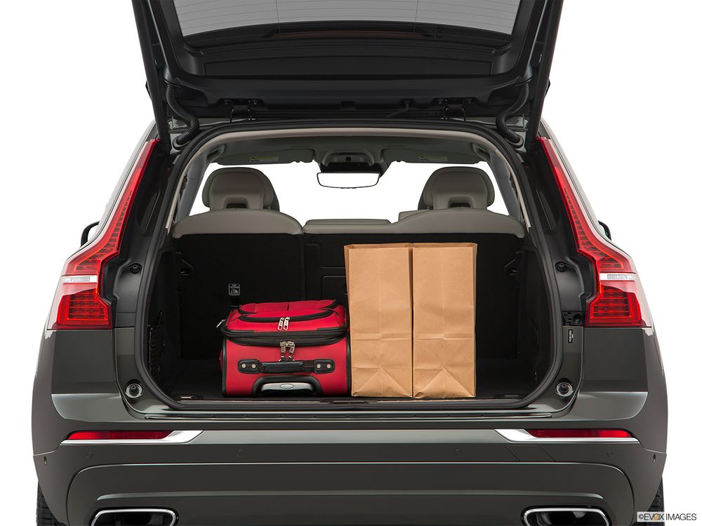 Volvo XC60 Image Listing 8